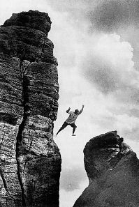 Lokomotive; K. Ullrich beim Sprung von der Esse. 1915