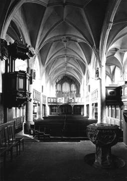 Dohna, Stadtkirche, Innenraum nach Westen