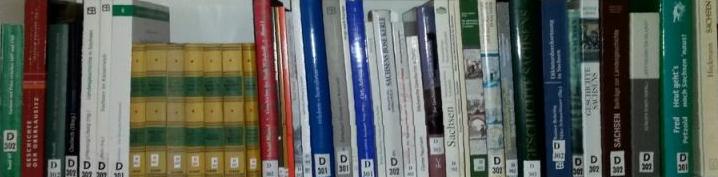 Bücherregal aus der Bibliothek