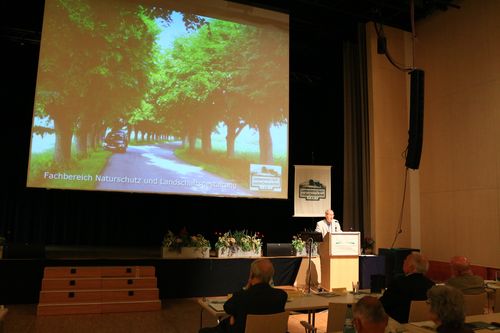 Prof. Dr. Karl Mannsfeld berichtet über den Fachbereich Naturschutz/Landschaftsgestaltung 